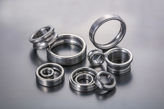 ベアリングと松阪精工